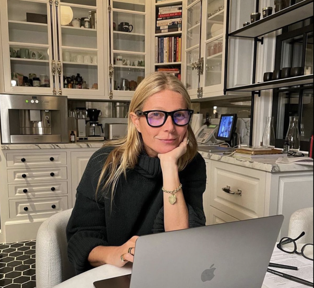 Gwenyth Paltrow glasses